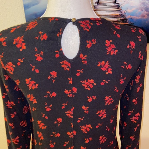 Romantic Black Red Floral Sexy Date Night Blouse Bell Sleeves Ruffled Ruffles S - Picture 7 of 13